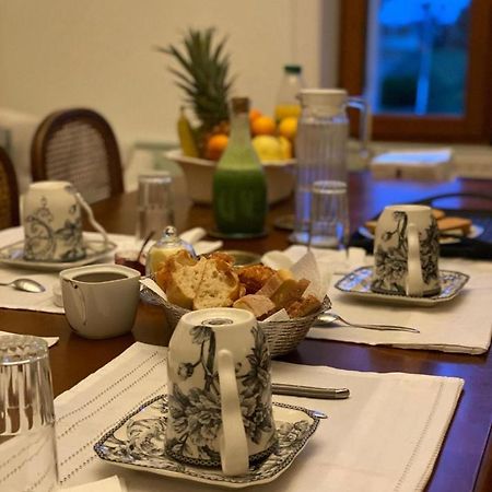 La Maladrie Bed & Breakfast Vouzailles Екстериор снимка