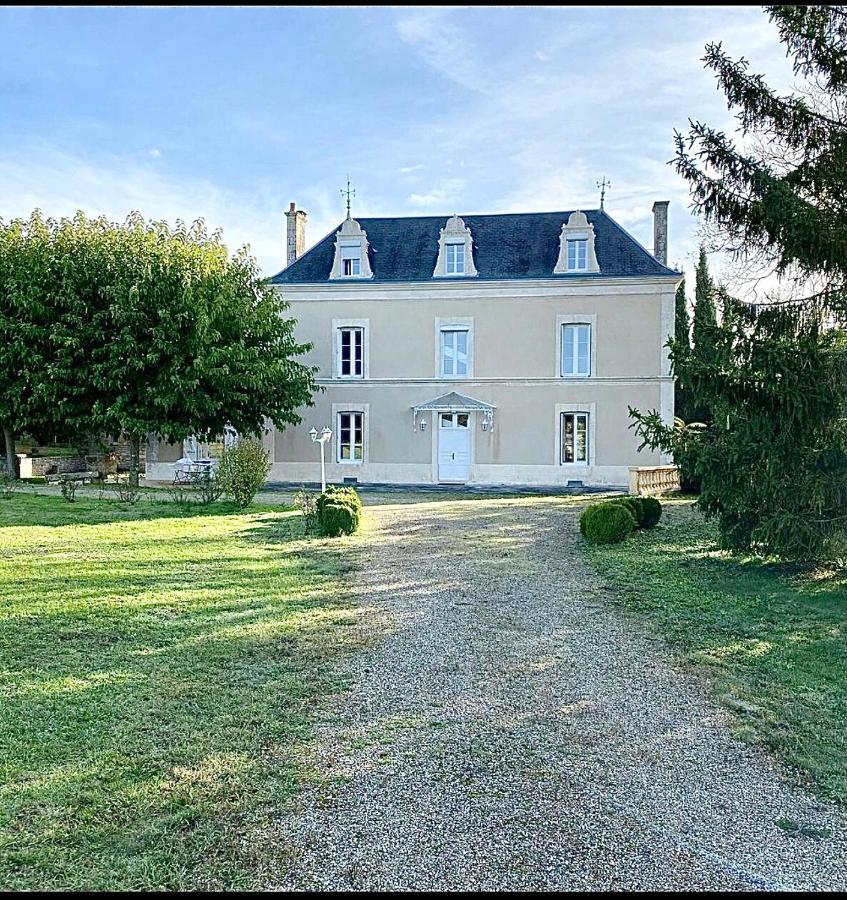 La Maladrie Bed & Breakfast Vouzailles Екстериор снимка